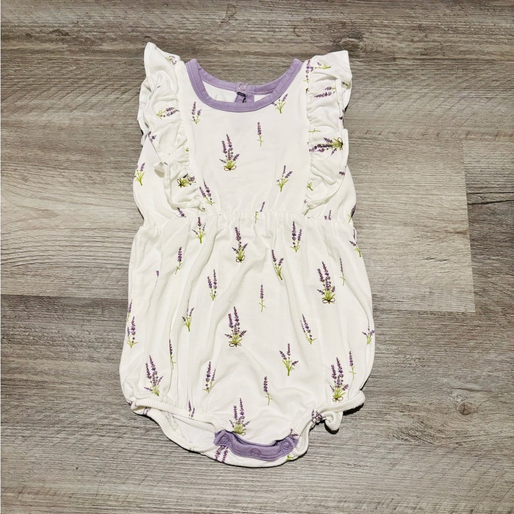 Kyte Baby Bamboo Lavender Purple White Floral Ruffle Romper 12-18 Months